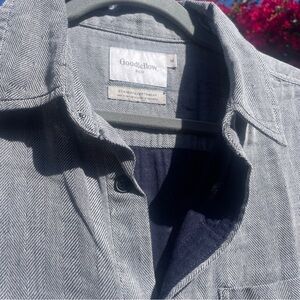 Goodfellow & Co. Men’s Grey Herringbone Button-Up Shirt